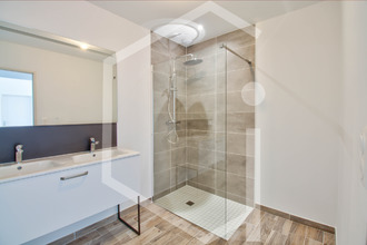 Ma-Cabane - Vente Maison Saint-Saturnin-du-Bois, 69 m²