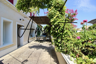 Ma-Cabane - Vente Maison Saint-Saturnin-lès-Avignon, 204 m²