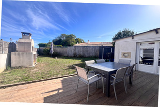 Ma-Cabane - Vente Maison SAINT-SAUVEUR-D'AUNIS, 134 m²