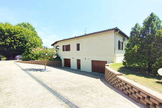 Ma-Cabane - Vente Maison SAINT-SEURIN-DE-PRATS, 300 m²