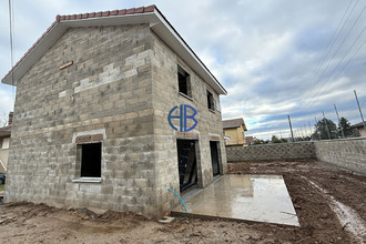 Ma-Cabane - Vente Maison SAINT-SIMEON-DE-BRESSIEUX, 101 m²