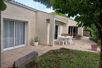 Ma-Cabane - Vente Maison SAINT-SULPICE-DE-ROYAN, 110 m²