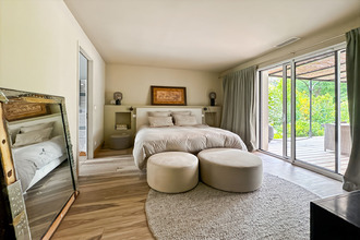 Ma-Cabane - Vente Maison SAINT-SULPICE-ET-CAMEYRAC, 295 m²