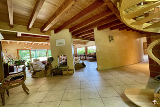 Ma-Cabane - Vente Maison Saint-Symphorien, 245 m²