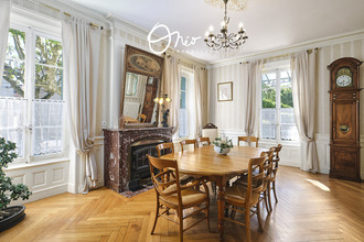 Ma-Cabane - Vente Maison SAINT-SYMPHORIEN-D'OZON, 313 m²