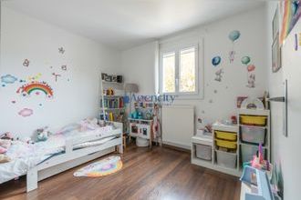 Ma-Cabane - Vente Maison Saint-Thibault-des-Vignes, 118 m²