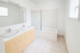 Ma-Cabane - Vente Maison SAINT-THIBAULT-DES-VIGNES, 110 m²