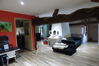 Ma-Cabane - Vente Maison SAINT-TRIVIER-DE-COURTES, 181 m²