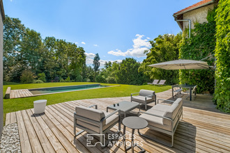Ma-Cabane - Vente Maison SAINT-TRIVIER-SUR-MOIGNANS, 260 m²