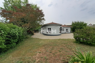 Ma-Cabane - Vente Maison Saint-Vivien-de-Médoc, 230 m²