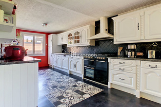 Ma-Cabane - Vente Maison SAINT-VULBAS, 219 m²