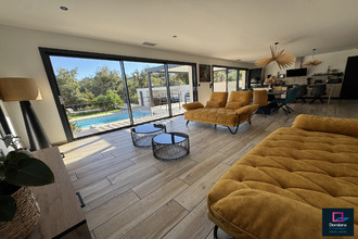 Ma-Cabane - Vente Maison Sainte-Colombe-de-la-Commanderie, 155 m²