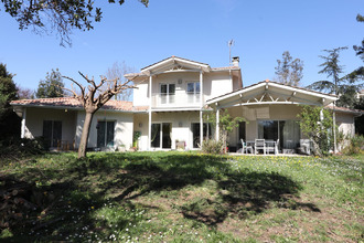 Ma-Cabane - Vente Maison Sainte-Eulalie, 260 m²
