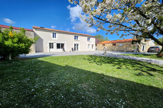 Ma-Cabane - Vente Maison Sainte-Gemme-la-Plaine, 180 m²