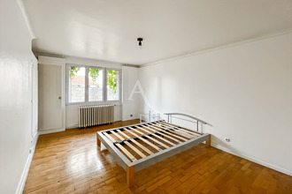 Ma-Cabane - Vente Maison SAINTE-GENEVIEVE-DES-BOIS, 61 m²