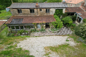 Ma-Cabane - Vente Maison Sainte-Hermine, 226 m²