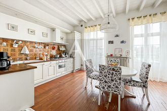 Ma-Cabane - Vente Maison SAINTE-LIVRADE-SUR-LOT, 437 m²