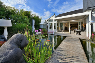 Ma-Cabane - Vente Maison SAINTE-MARIE-AUX-CHENES, 365 m²