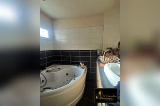 Ma-Cabane - Vente Maison Sainte-Mesme, 73 m²