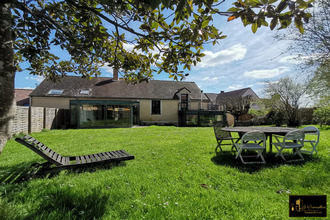Ma-Cabane - Vente Maison Sainte-Mesme, 221 m²