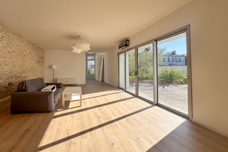 Ma-Cabane - Vente Maison SAINTE-SOULLE, 183 m²