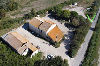 Ma-Cabane - Vente Maison Saintes-Maries-de-la-Mer, 677 m²