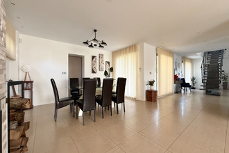 Ma-Cabane - Vente Maison SAINTRY-SUR-SEINE, 280 m²