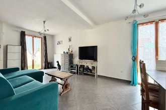 Ma-Cabane - Vente Maison SAINTRY-SUR-SEINE, 93 m²