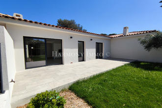 Ma-Cabane - Vente Maison Sanary-sur-Mer, 70 m²