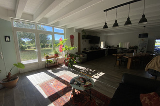 Ma-Cabane - Vente Maison Sauveterre-de-Guyenne, 241 m²