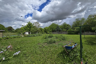 Ma-Cabane - Vente Maison SAUVETERRE-SAINT-DENIS, 166 m²