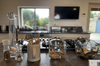 Ma-Cabane - Vente Maison Sauzet, 237 m²