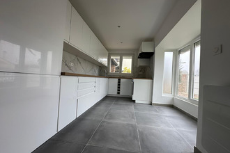 Ma-Cabane - Vente Maison SAVIGNY-LE-TEMPLE, 104 m²