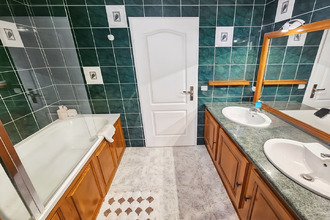 Ma-Cabane - Vente Maison SAVIGNY-LE-TEMPLE, 126 m²