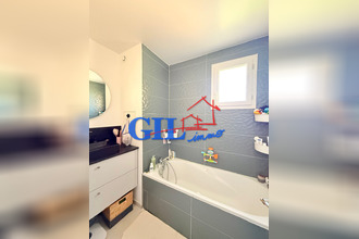 Ma-Cabane - Vente Maison SAVIGNY-LE-TEMPLE, 100 m²