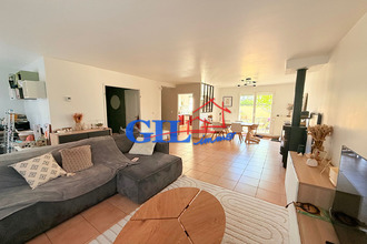 Ma-Cabane - Vente Maison SAVIGNY-LE-TEMPLE, 100 m²