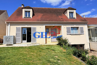 Ma-Cabane - Vente Maison SAVIGNY-LE-TEMPLE, 130 m²