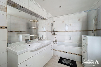 Ma-Cabane - Vente Maison SEREZIN-DU-RHONE, 304 m²