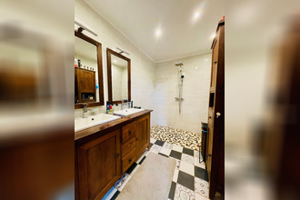 Ma-Cabane - Vente Maison SOMMIERES-DU-CLAIN, 226 m²