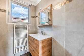 Ma-Cabane - Vente Maison SURESNES, 126 m²