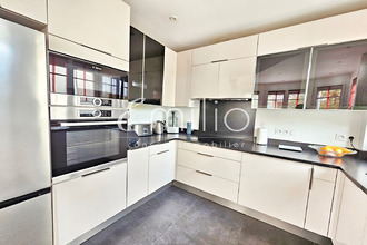 Ma-Cabane - Vente Maison SURESNES, 73 m²