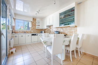 Ma-Cabane - Vente Maison SURESNES, 290 m²