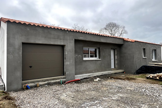 Ma-Cabane - Vente Maison TALMONT-SAINT-HILAIRE, 96 m²