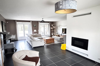 Ma-Cabane - Vente Maison TONNAY-CHARENTE, 140 m²