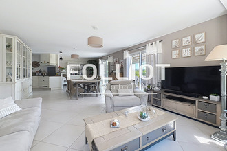 Ma-Cabane - Vente Maison TORIGNI-SUR-VIRE, 145 m²