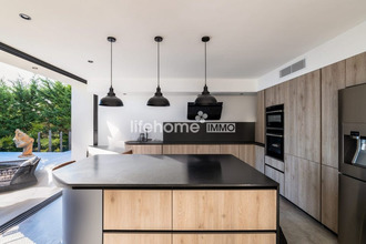 Ma-Cabane - Vente Maison Tourrettes-sur-Loup, 234 m²