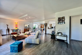 Ma-Cabane - Vente Maison TREILLIERES, 251 m²