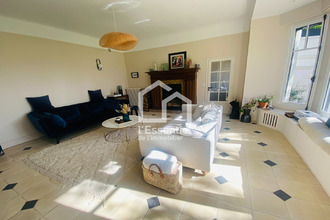 Ma-Cabane - Vente Maison TRIEL-SUR-SEINE, 295 m²