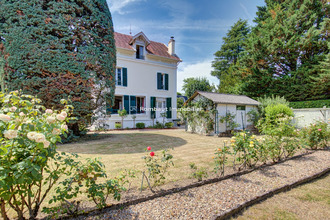 Ma-Cabane - Vente Maison Vaucresson, 200 m²