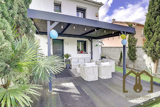 Ma-Cabane - Vente Maison Vaulx-en-Velin, 75 m²